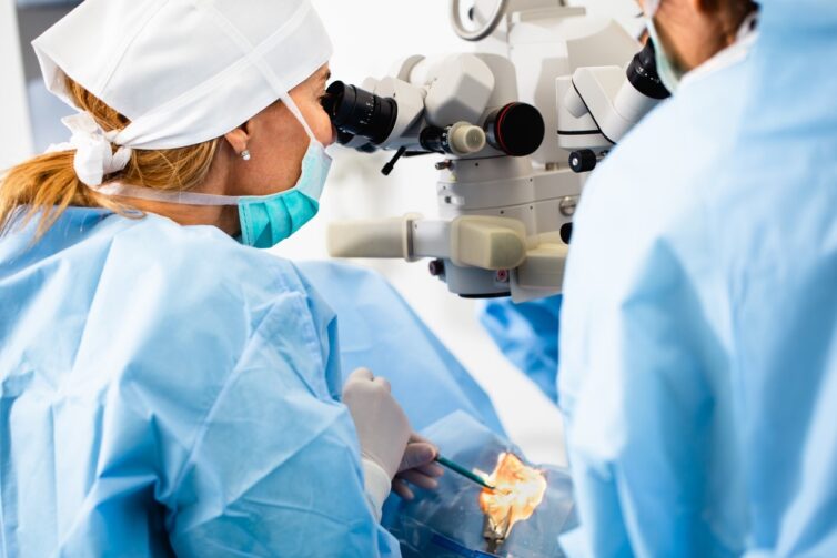 ophthalmologist conducting cataract surgery